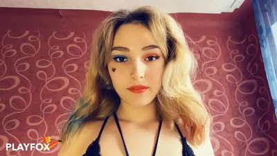 મેજિક વર્ચ્યુઅલ રિયાલિટી ચશ્માએ મને હાર્લી ક્વિન સાથે સેક્સ કરાવ્યું